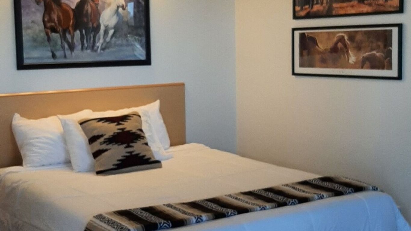 The Riverside Ranch Rv Park, Motel & Campground