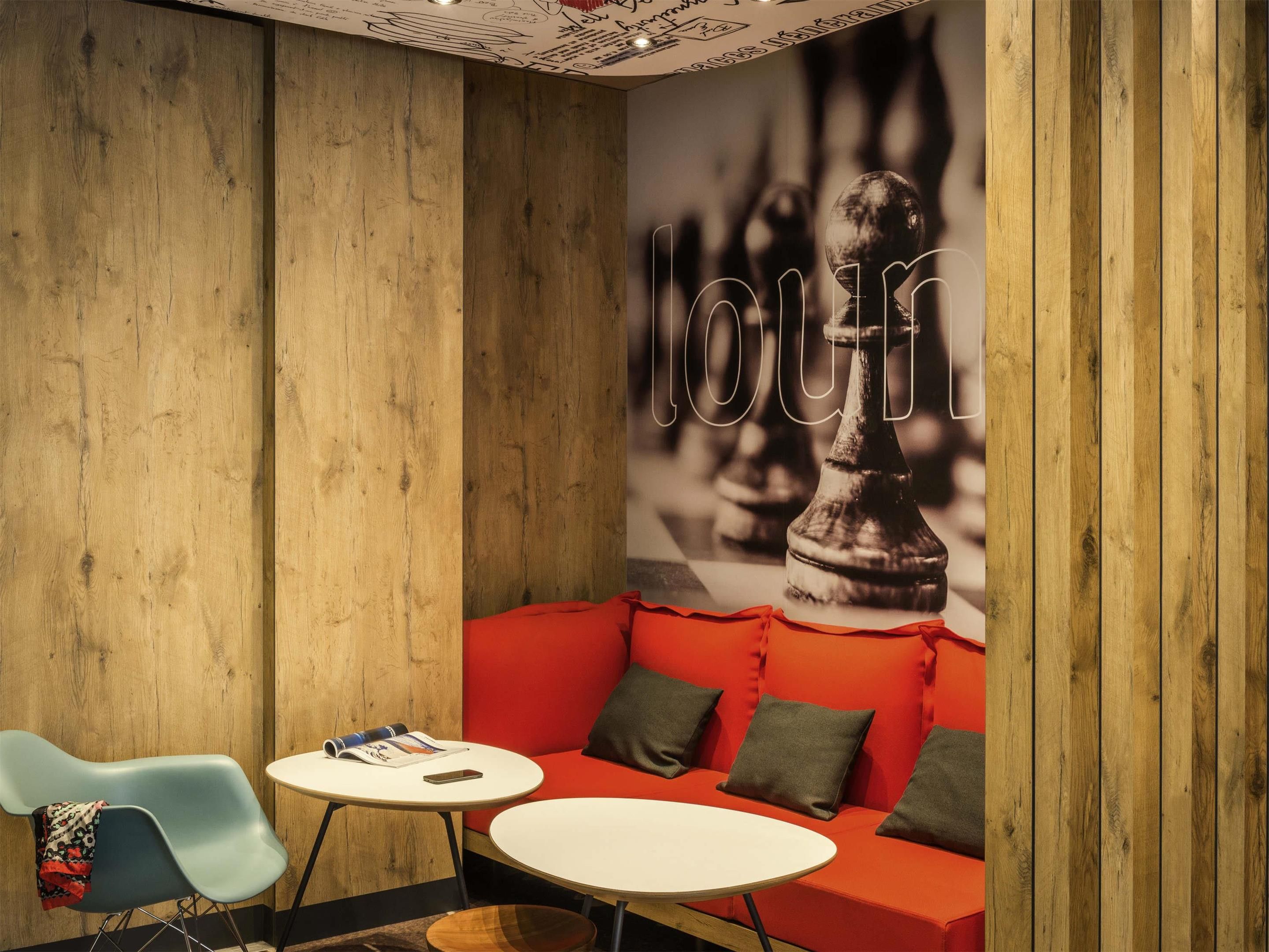 ibis Paris Levallois-Perret - Levallois-Perret - Sala de estar