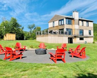 Cottage Hau-3 | Les Éboulements - Saint-Irénée - Patio