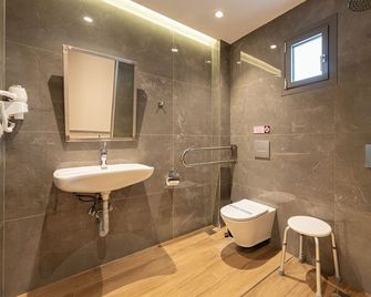 Maltepe Luxury Accommodation - Kallithea