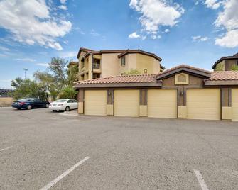 8 Mi to Tonto Natl Forest Modern Condo in Mesa! - Mesa - Building