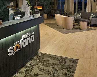 Contact Hôtel Solana, Niort Mendesfrance - Niort - Front desk