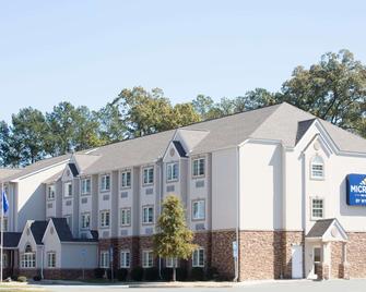 Microtel Inn & Suites by Wyndham Macon - Macon - Rakennus