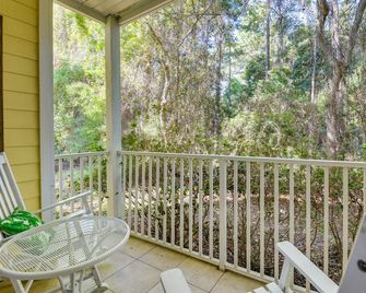 Prime Miramar Beach Getaway with Pool Access! - Destin - Balcony
