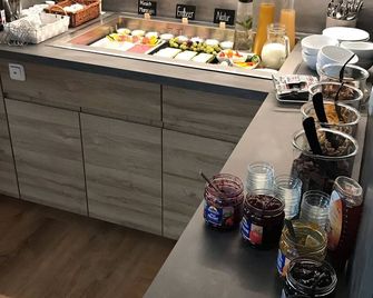 Weinert - Neubrandenburg - Buffet