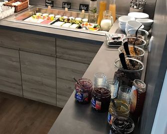 Weinert - Neubrandenburg - Buffet