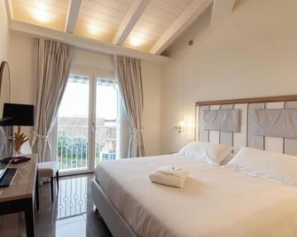 Villa Francesca Relais - Gradara - Спальня