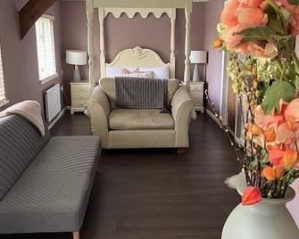 The White Horse - Haverhill - Oturma odası
