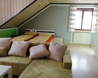 Ferienwohnung Reitinger - Rotz - Habitación