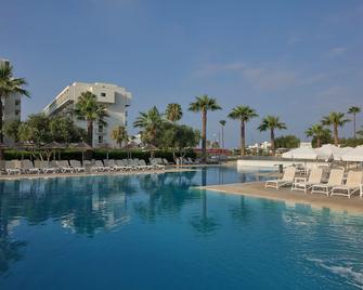 Atlantica Sancta Napa Hotel - Ayia Napa - Pool