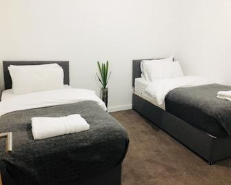 Showcase Apartments - Highcross House Apart Hotel - Leicester - Bedroom