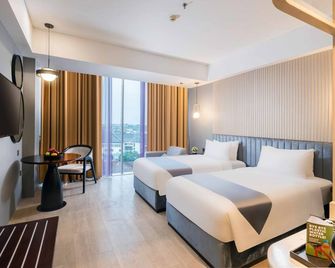 Grand Edge Hotel Semarang - סמראנג - חדר שינה