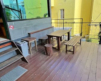 Kenting Original Hostel - Hengchun Township - Balkon