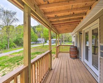 Cabin in Shawnee National Forest area. - Carbondale - Balcony