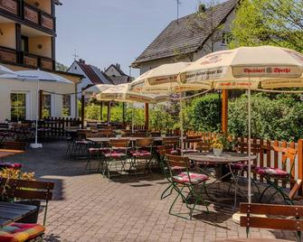 Gasthof Zur Linde - Heimbuchenthal - Innenhof