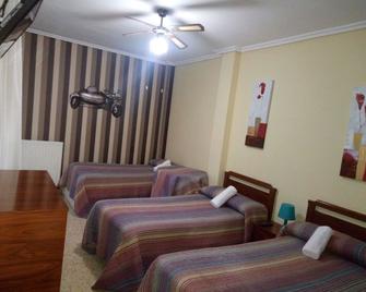Cinco Villas - Logroño - Habitación