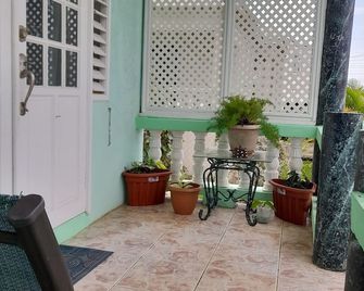 Tropical Pearl - Lovely two bedroom apartment - Speightstown - Balkon