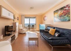 HomeForGuest Spacious and bright flat on the beach La Tejita - Granadilla - Living room