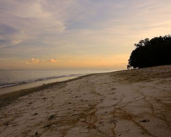 Gili Amor Boutique Resort - Pemenang - חוף