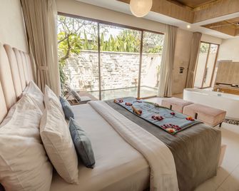 La Vie Villa Seminyak by Ini Vie Hospitality - Kuta - Bedroom
