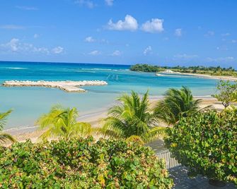 Beach Holidays at Marina Villa - Saint Ann’s Bay - Plage