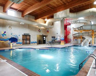 Best Western Plus Ramkota Hotel - Sioux Falls - Pool