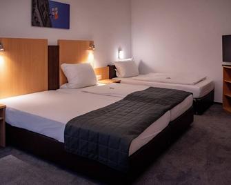 Hotel zum Anker - Andernach - Bedroom