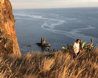 109 Funchal Hostel - Funchal