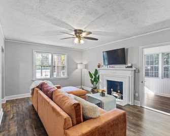 Forest Hills Cottage - Augusta - Sala de estar