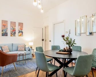 Genteel Home Contessa Matilde - Piza - Jadalnia