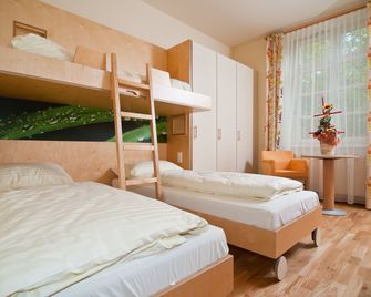 Jufa Hotel Waldviertel - Raabs an der Thaya - Slaapkamer