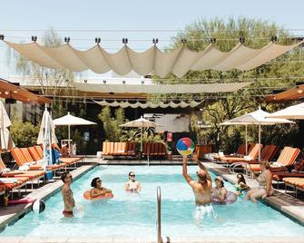 Rise Uptown - Phoenix - Piscina