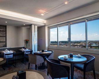 بست ويسترن هوتل بيكاديللي - روما - مطعم