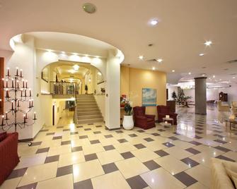 Ulisse Deluxe Hostel - סורנטו - לובי