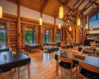 Loghotel The Maplelodge - Iwamizawa - Restaurante