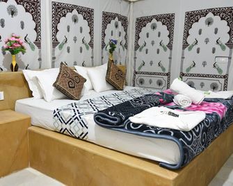 Malra Heritage Resort Jaisalmer - Jaisalmer - Habitación