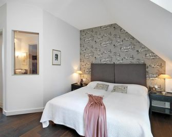 Goliath am Dom - Ratisbona - Habitación