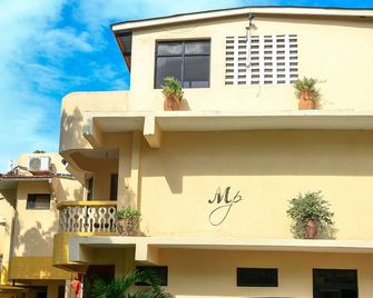 Mei Place Apartments - Mombasa - Building