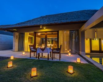 The Bale Nusa Dua By Lifestyleretreats - South Kuta - פטיו