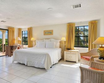 Paradise Cove Resort - West End Village - Schlafzimmer