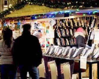 Pal's Hostel And Apartments - Budapest - Shop