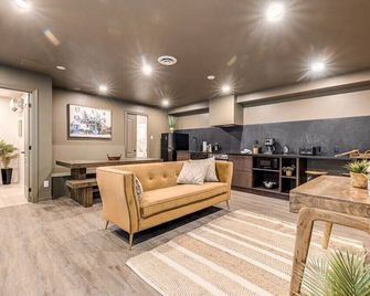 St. Ursule Two-Storey Oasis - Quebec - Sala de estar