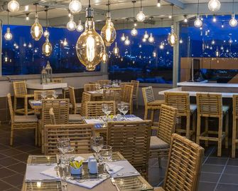 Seven Inn Hotel - Medellín - Restaurante