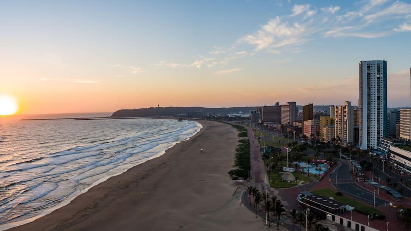 Gooderson Tropicana Hotel