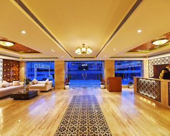 Regenta Central Srinagar - Срінагар - Лоббі