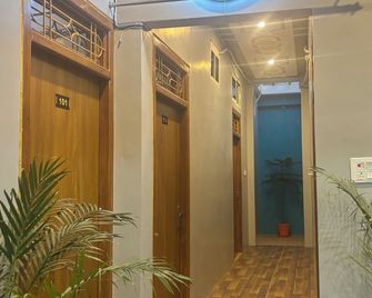 Hotel Sangam Village - אללהחבד - מסדרון