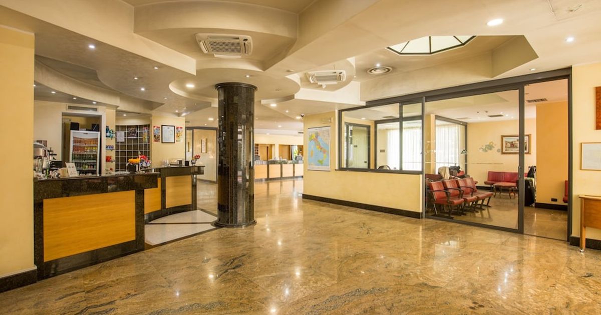 hotel casa tra noi rom