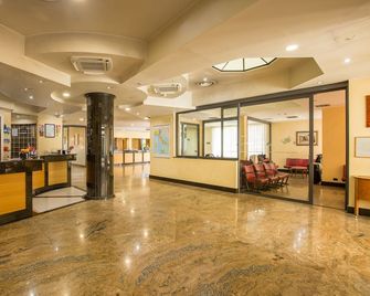 Hotel Casa Tra Noi - Roma - Lobi
