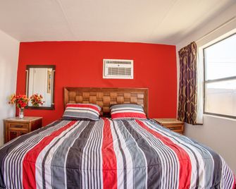 Sands Motel By OYO El Paso Near Airport - אל פאסו - חדר שינה