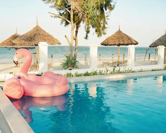 Kiwengwa Minazi Boutique & Spa - Kiwengwa - Zwembad